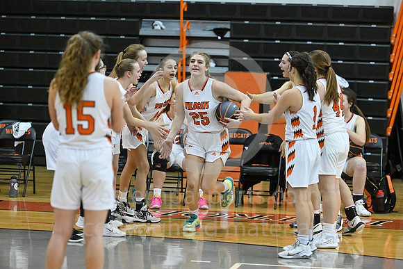 020021022- GirlsHoops-LatrobeVsGSalem-BR9-9913