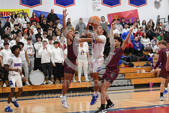 Boys Hoops_Jeannette vs GCC_20250110-KR1_5145