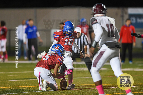 Football_Jeannette vs GCC_20231013-KR1_8681