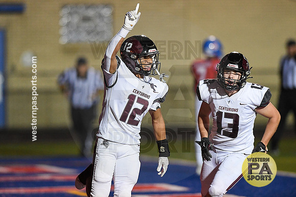Football_Jeannette vs GCC_20231013-KR1_8756
