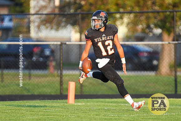 Football-Latrobe vs Derry_20210827-KR1_0929