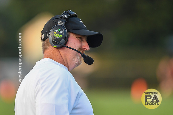 Football-Latrobe vs Derry_20210827-KR1_1408