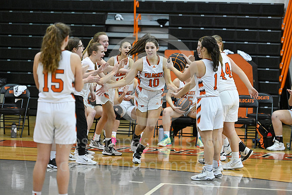 020021022- GirlsHoops-LatrobeVsGSalem-BR9-9881