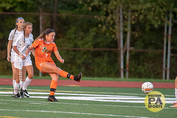 Soccer-Girls_Yough vs Derry_20180919-KR1_9143
