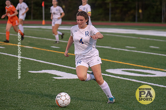 Soccer-Girls_Yough vs Derry_20180919-KR1_9299