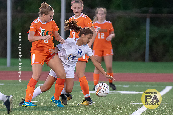 Soccer-Girls_Yough vs Derry_20180919-KR1_9350