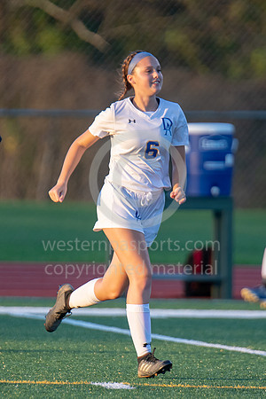 Soccer-Girls_Yough vs Derry_20180919-KR1_8643