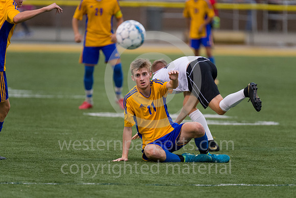 DerrySoccer-SeniorNight-101018-3908