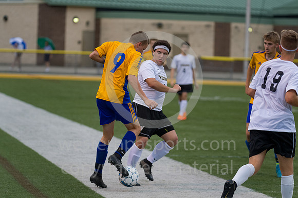DerrySoccer-SeniorNight-101018-3926