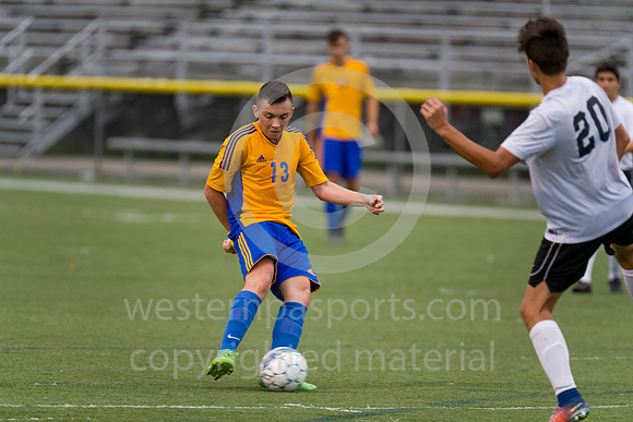 DerrySoccer-SeniorNight-101018-3951
