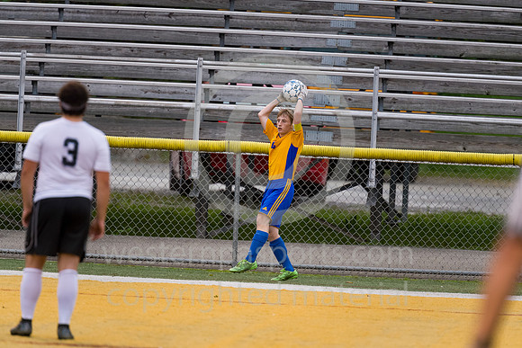 DerrySoccer-SeniorNight-101018-3963