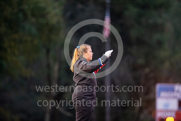 Football_Jeannette vs GCC_20181012-KR1_2081