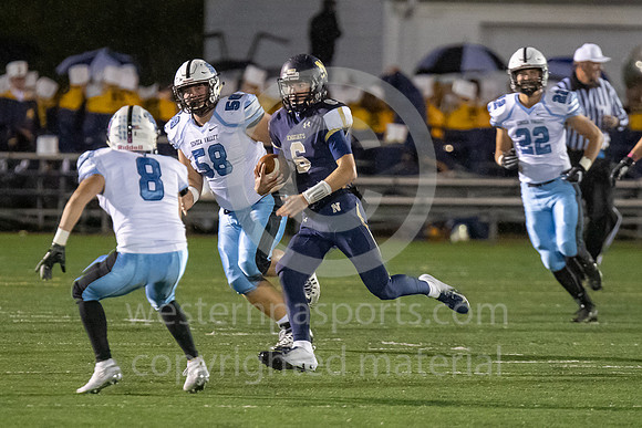 Football_Norwin vs Seneca Valley_20181026-KR1_2319