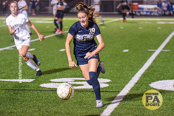 Girls Soccer-FR vs Hampton_20210916-KR1_4662