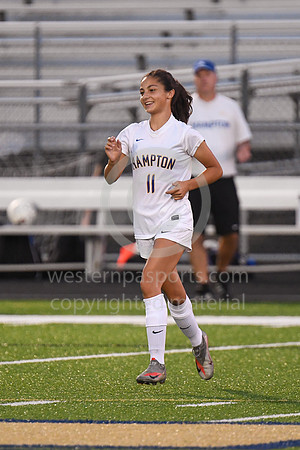 Girls Soccer-FR vs Hampton_20210916-KR1_4329