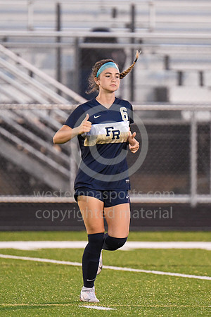 Girls Soccer-FR vs Hampton_20210916-KR1_4461