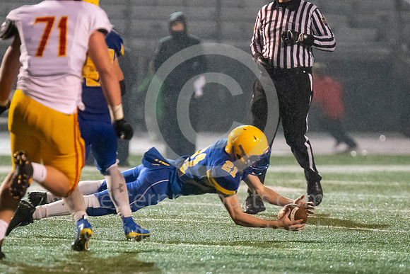 Football_Derry vs North Catholic_20181109-KR1_1696