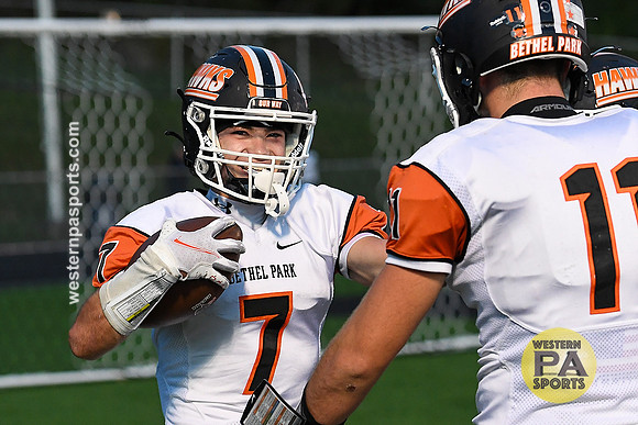 Football-FR vs Bethel Park_20210924-WP1_9967