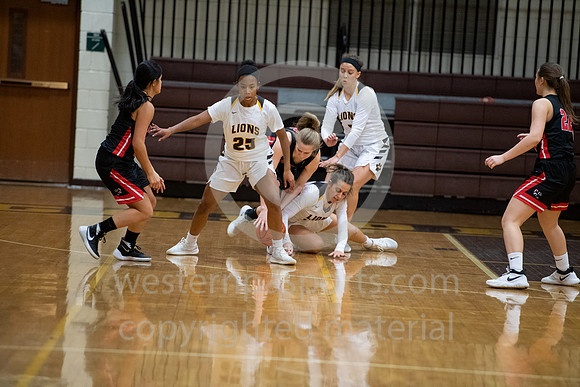 120718-Girls Hoops-Greensburg Salem Tourney-6656