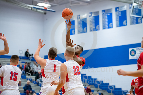 Boys Basketball_Jeannette vs McKeesport_20181207-KR1_7088