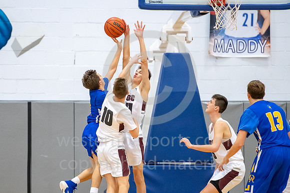 Boys Hoops_GCC vs Derry_20181215-KR1_3087