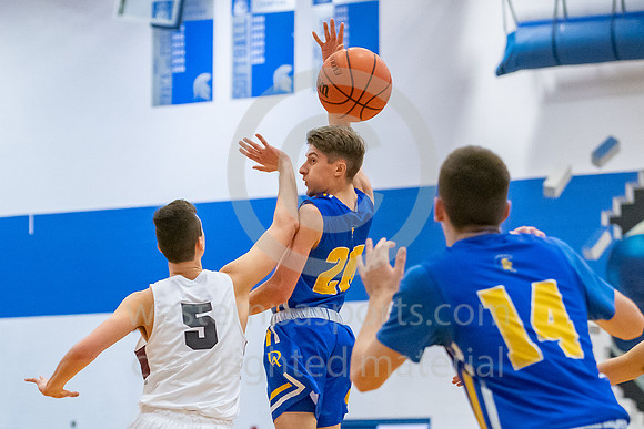 Boys Hoops_GCC vs Derry_20181215-KR1_3271