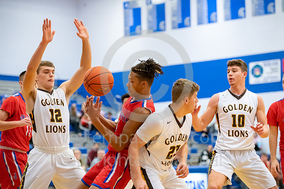 Boys Hoops_GS vs Jeannette_20181215-KR1_5720