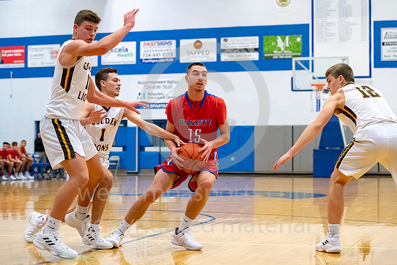 Boys Hoops_GS vs Jeannette_20181215-KR1_5788