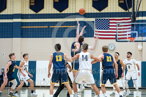 Boys Hoops_FR vs Mars_20181217-KR1_7329