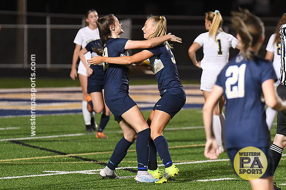 Girls Soccer-FR vs Kiski Area_20210930-KR1_6453
