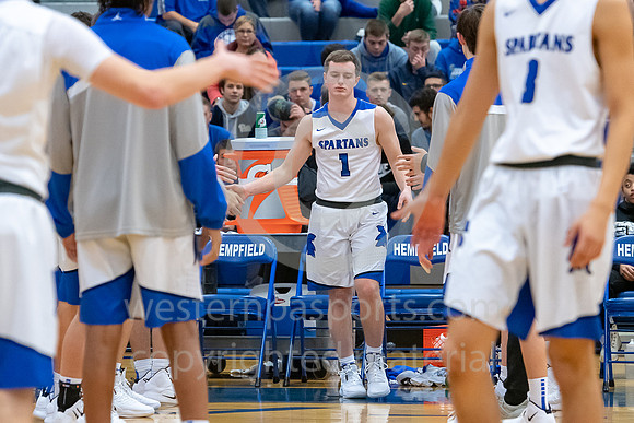 Boys Basketball_Hempfield vs Norwin_20181221-KR1_0877