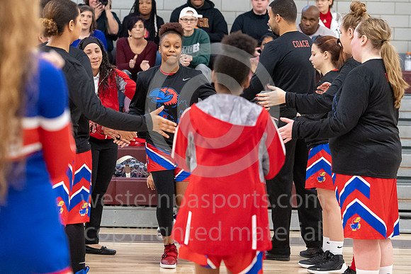 Girls Basketball_GCC vs Jeannette_20181222-KR1_2094