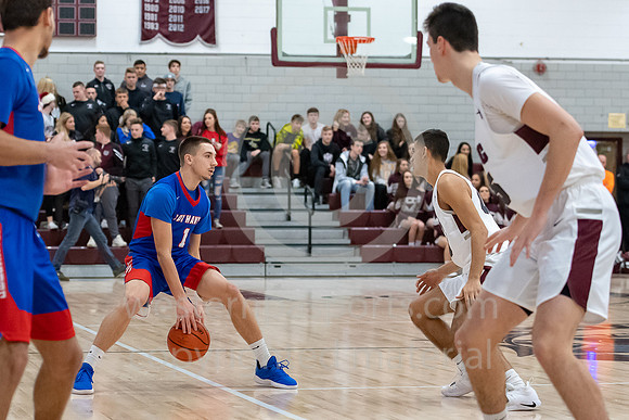 Boys Basketball_GCC vs Jeannette_20181222-KR1_2865