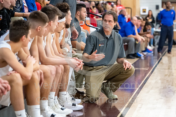Boys Basketball_GCC vs Jeannette_20181222-KR1_2876