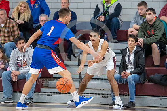 Boys Basketball_GCC vs Jeannette_20181222-KR1_2883