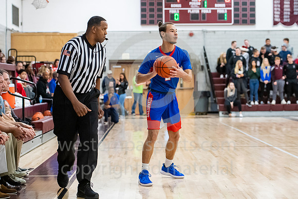 Boys Basketball_GCC vs Jeannette_20181222-KR1_2904