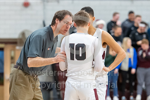 Boys Basketball_GCC vs Jeannette_20181222-KR1_2929