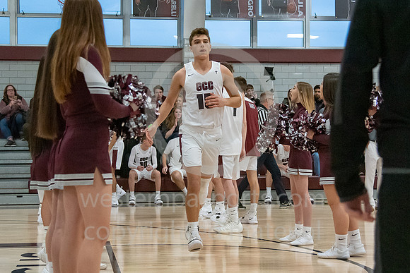 Boys Basketball_GCC vs Jeannette_20181222-KR5_6754