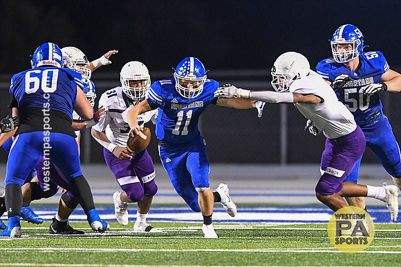Football-Hempfield vs Baldwin_20211008-KR1_0243