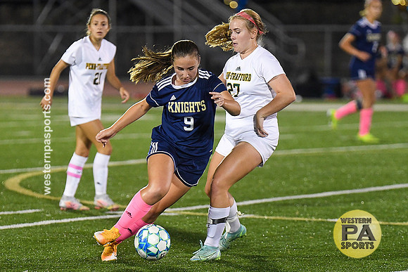Girls Soccer-Norwin vs PT_20211012-KR1_4434