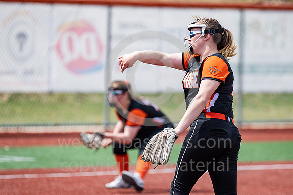 SoftballL_Latrobe vs Yough_20190406-KR1_3473