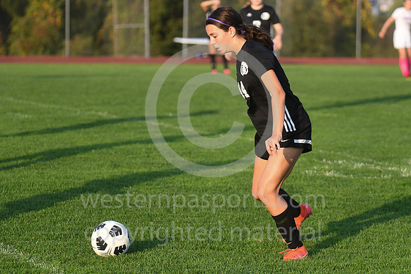 Girls Soccer-GCC vs Jeannette_20211014-KR1_8630