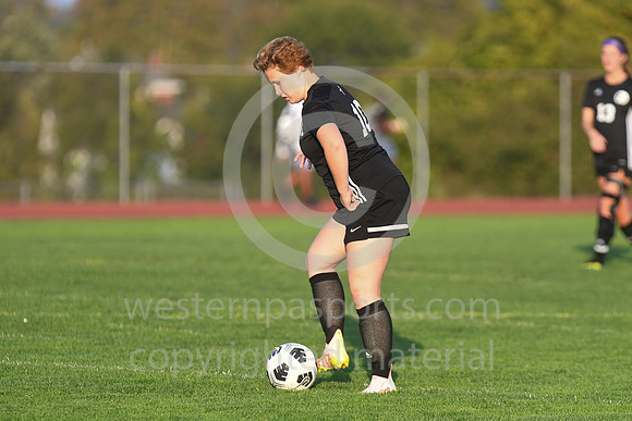 Girls Soccer-GCC vs Jeannette_20211014-KR1_8671