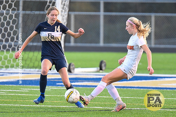 Girlis Soccer-FR vs Latrobe_20211020-KR1_4846