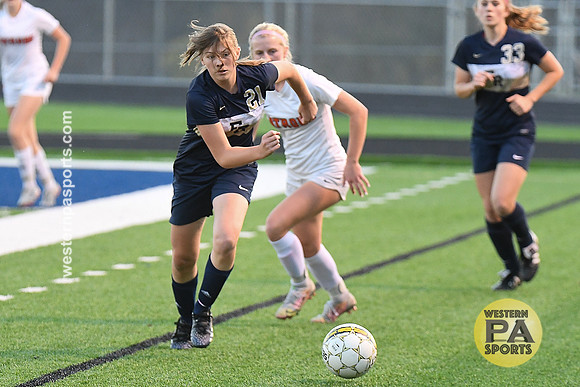 Girlis Soccer-FR vs Latrobe_20211020-KR1_5051