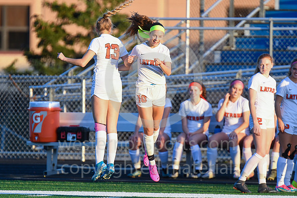 Girls Soccer-FR vs Latrobe_20211020-KR1_4472