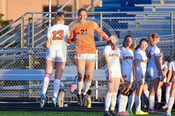Girls Soccer-FR vs Latrobe_20211020-KR1_4541