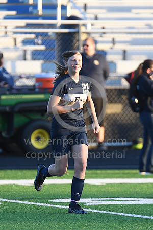 Girls Soccer-FR vs Latrobe_20211020-KR1_4616