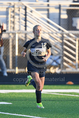Girls Soccer-FR vs Latrobe_20211020-KR1_4641