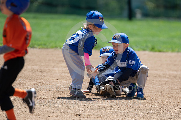 TeeBall-CorrellVzHarness-0278